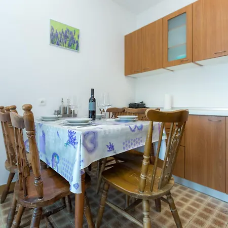 Marijo Appartement Savar